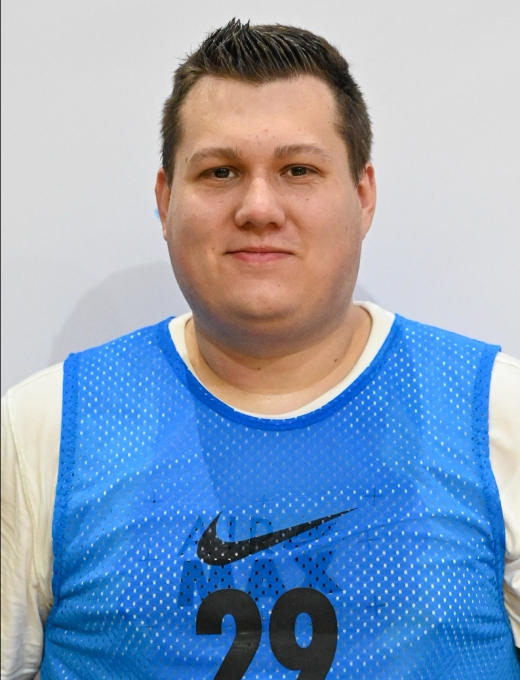 Максим Верников