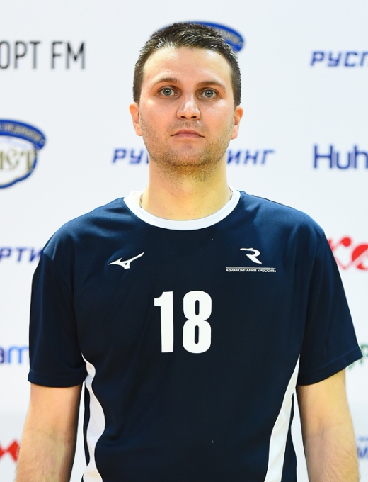 Андрей Новиков