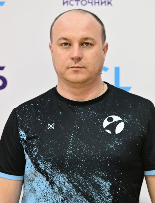 Олег Алексеев