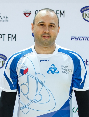 Леонов Алексей
